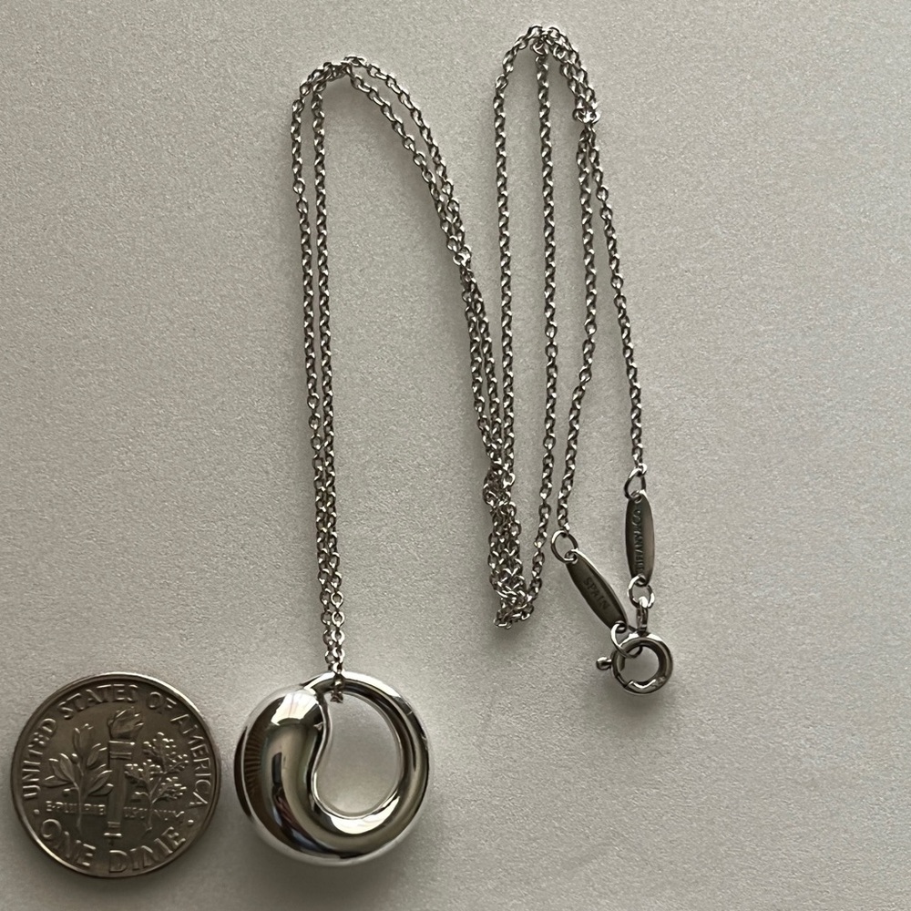 Tiffany and Co Eternal circle neckalce - Picture 3 of 6